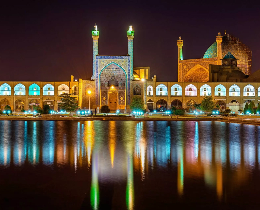 تور اصفهان